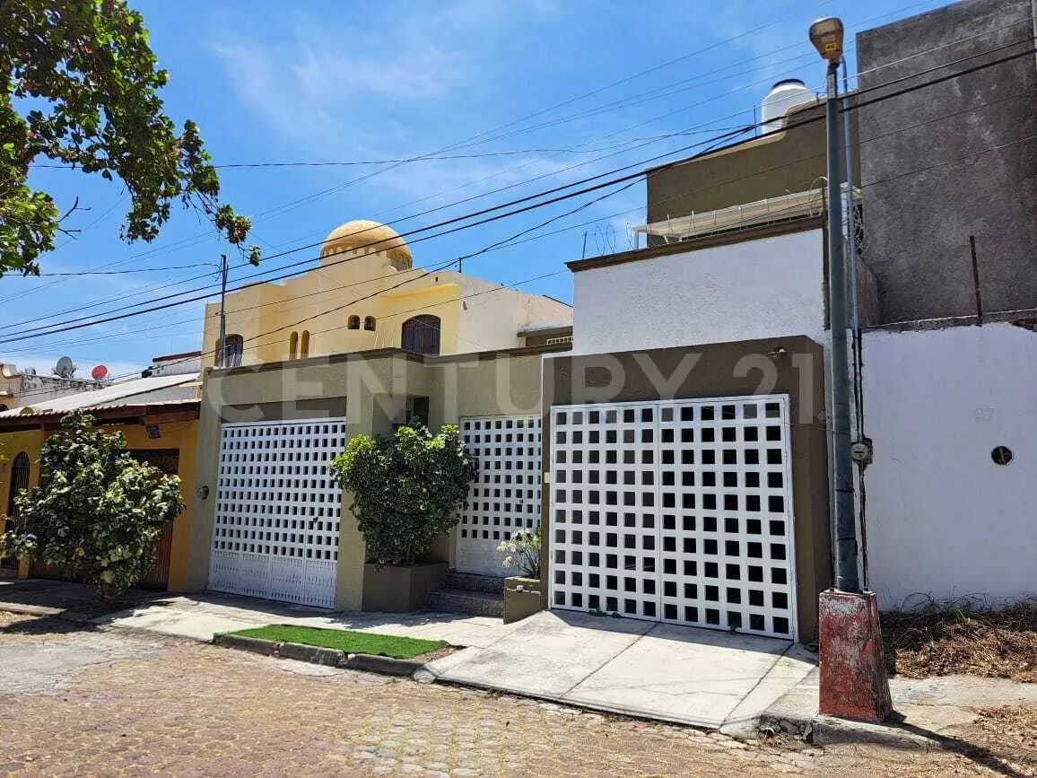 D_NQ_NP_779285-MLM105713977230_012026-F-antonio-m-jardines-de-vista-hermosa-3